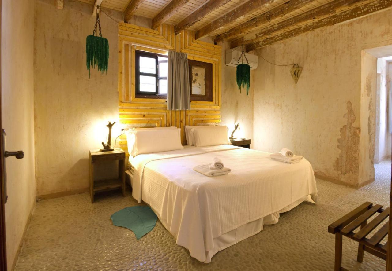 Boutique Hostal La Curandera De Salinas Sant Francesc de s'Estany Exterior photo