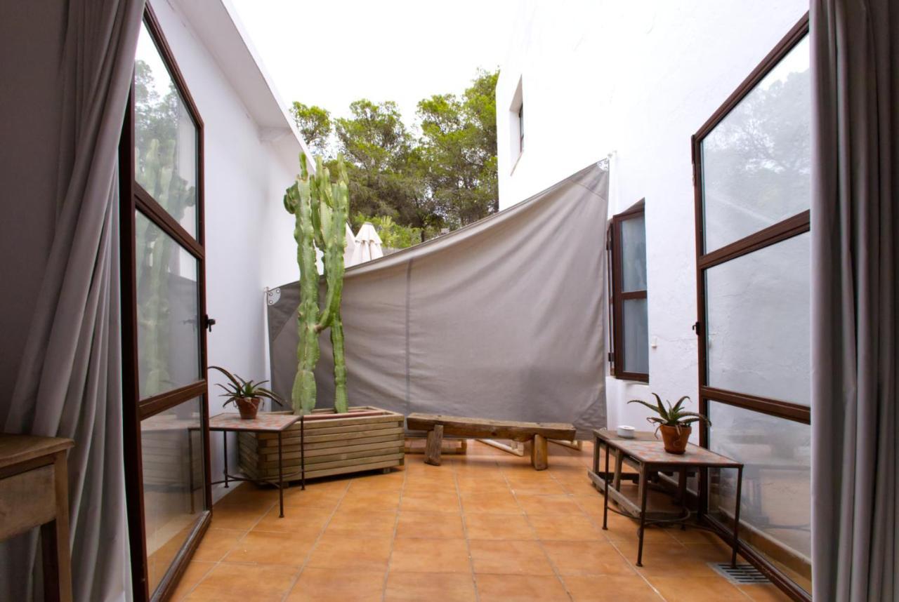 Boutique Hostal La Curandera De Salinas Sant Francesc de s'Estany Exterior photo