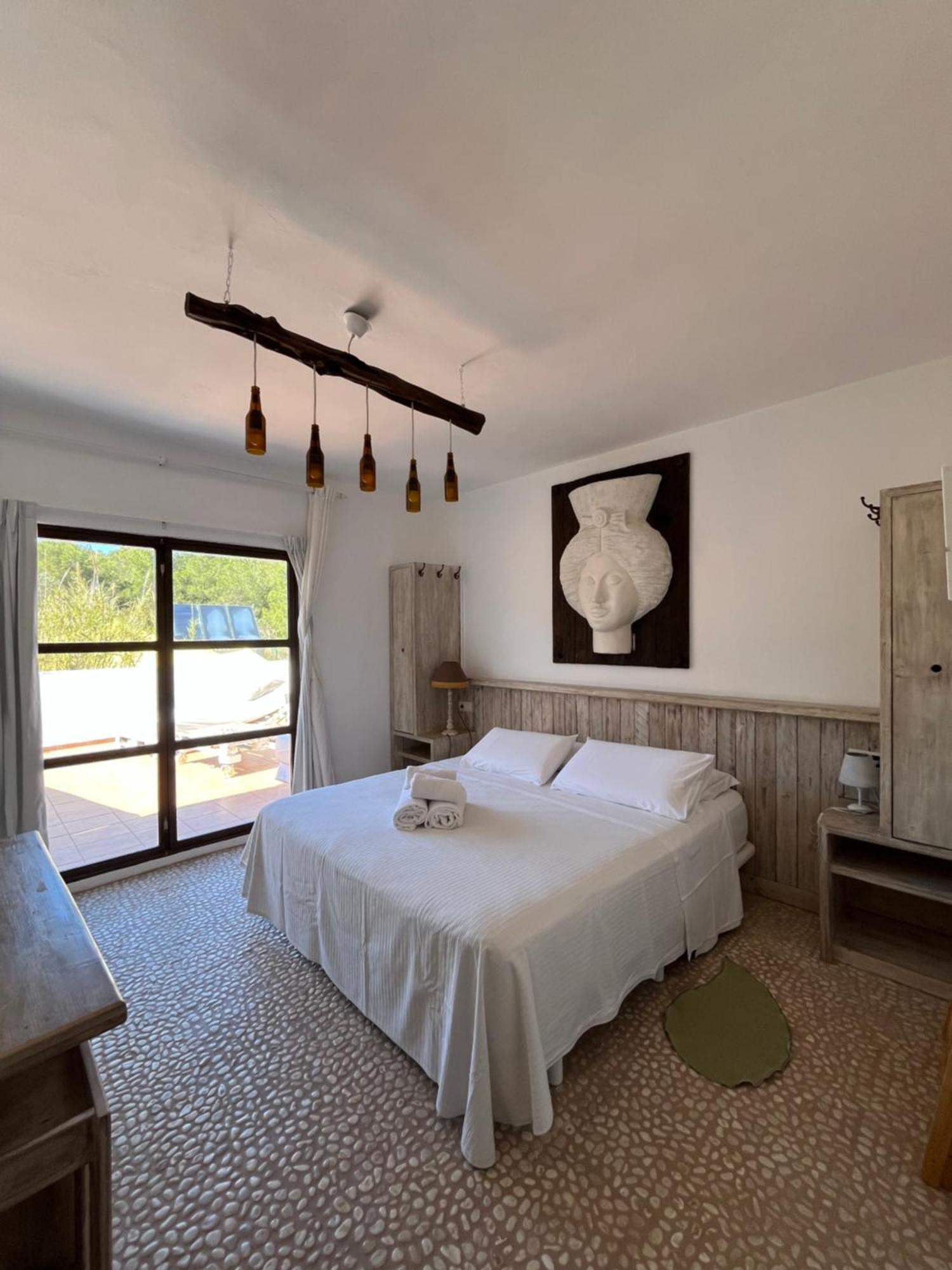 Boutique Hostal La Curandera De Salinas Sant Francesc de s'Estany Exterior photo